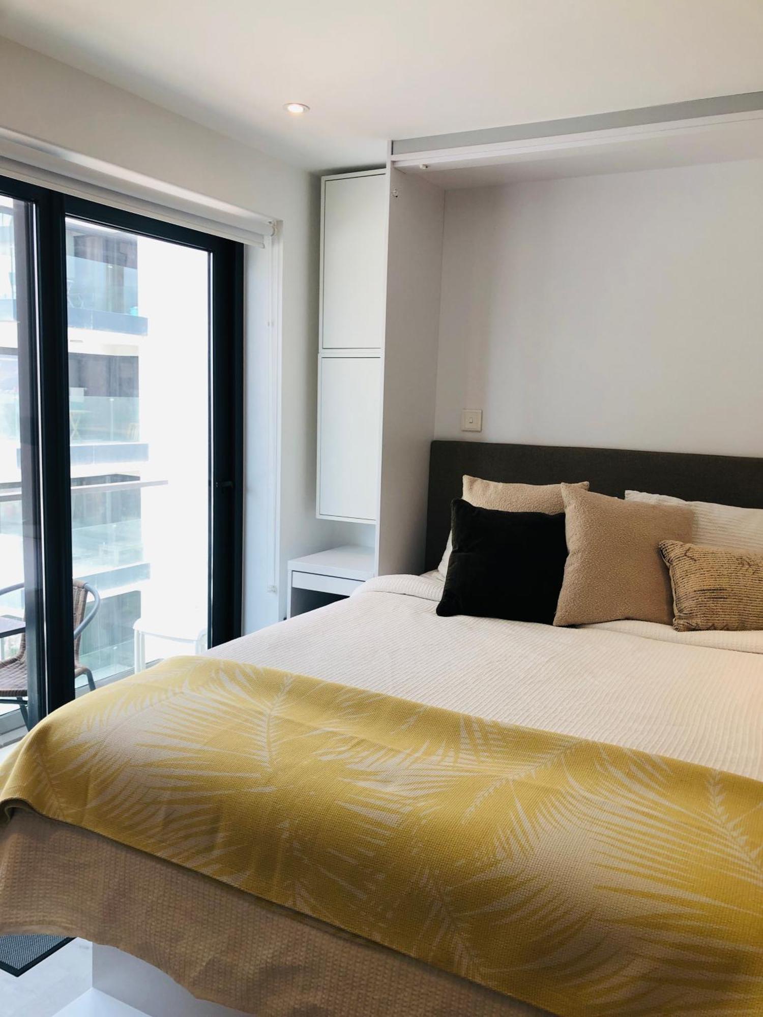 Cp High Floor Luxury Studio Sleeps 3 ジブラルタル エクステリア 写真